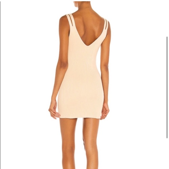 Camila Coelho Yara Dress-size XXS (feels more like a small-material is stretchy) - Picture 3 of 3